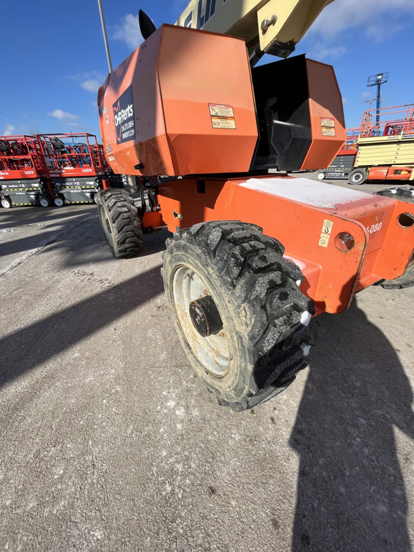 2013 JLG 660SJ