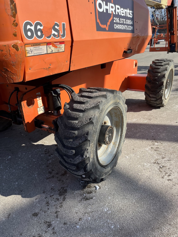 2013 JLG 660SJ