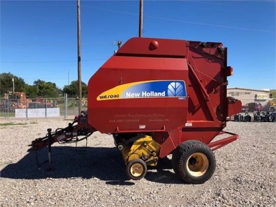 2011 New Holland BR7090