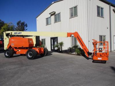 2012 JLG 800AJ