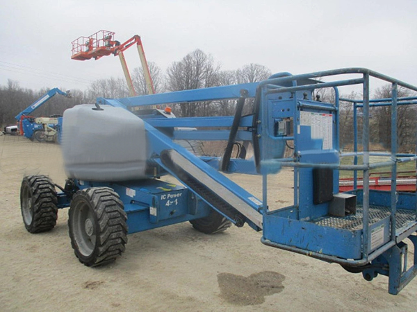 2012 Genie Z-45/25