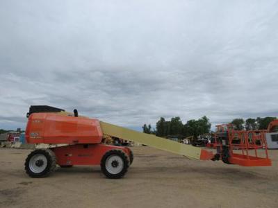 2012 JLG 600S