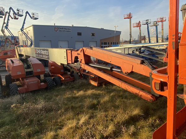 2011 JLG 860SJ