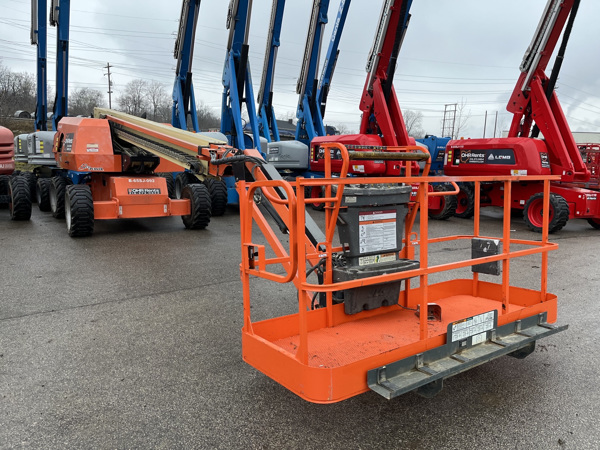 2018 JLG 660SJ