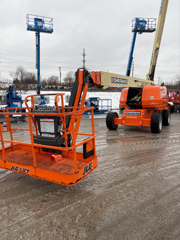 2020 JLG 660SJ