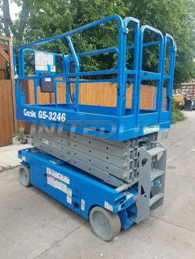 2007 Genie GS-3246