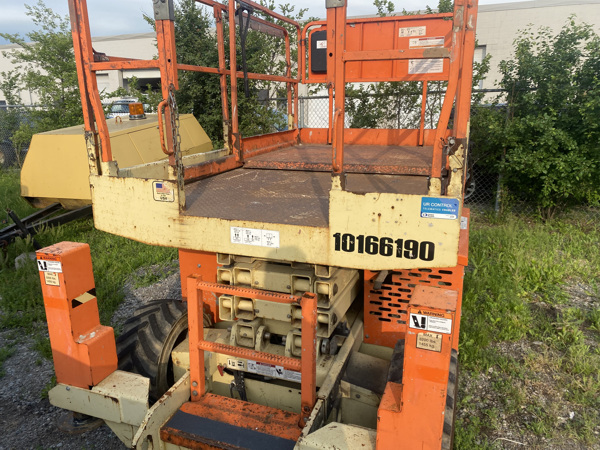 2013 JLG 260MRT