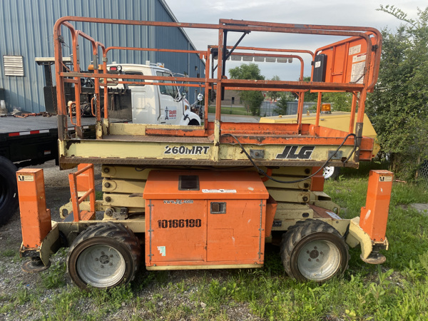 2013 JLG 260MRT