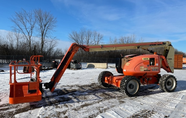 2011 JLG 600AJ