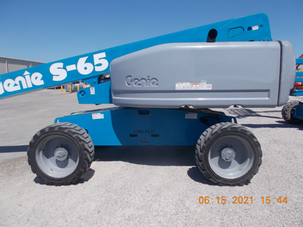 2005 Genie S-65