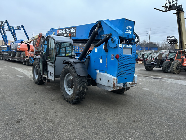 2012 Genie GTH-1056