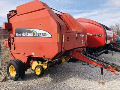 2007 New Holland BR780A