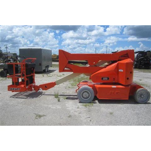 2007 JLG E400AN