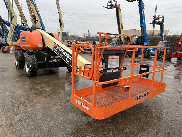 2013 JLG 600S