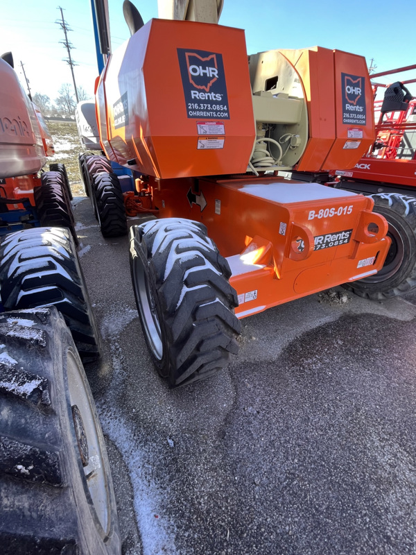 2016 JLG 800S