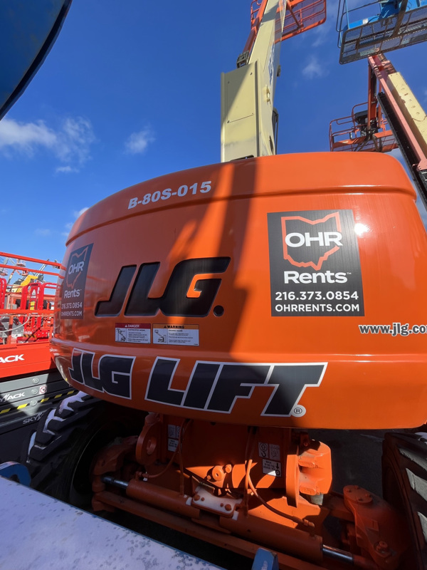 2016 JLG 800S