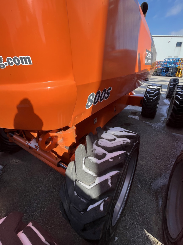 2016 JLG 800S