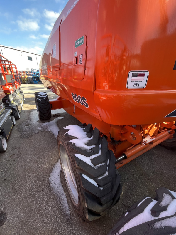 2016 JLG 800S