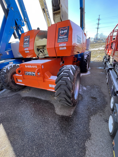 2016 JLG 800S