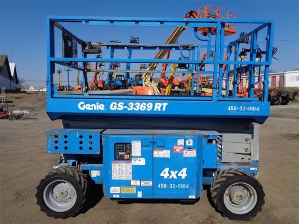 2013 Genie GS-3369 RT