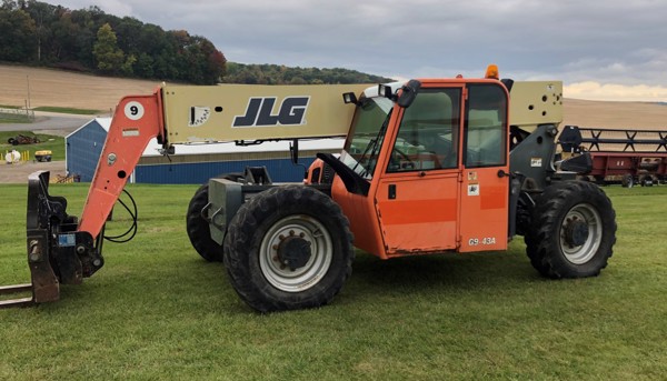 2008 JLG G9-43A