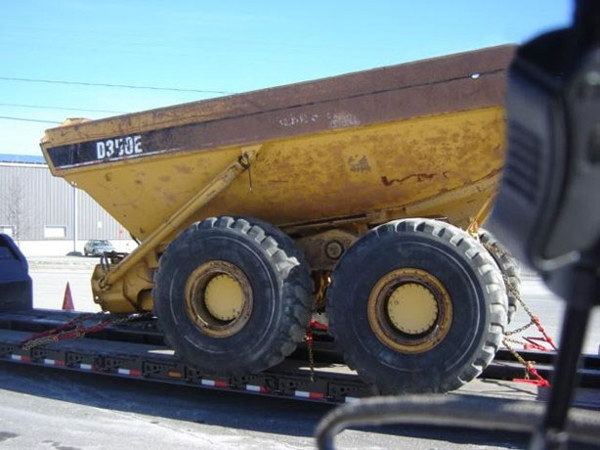 2000 CAT D350E