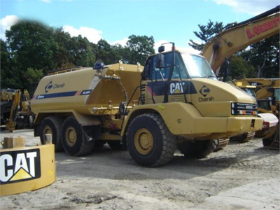 2010 CAT 725