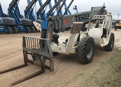 2005 Terex TH1056C 