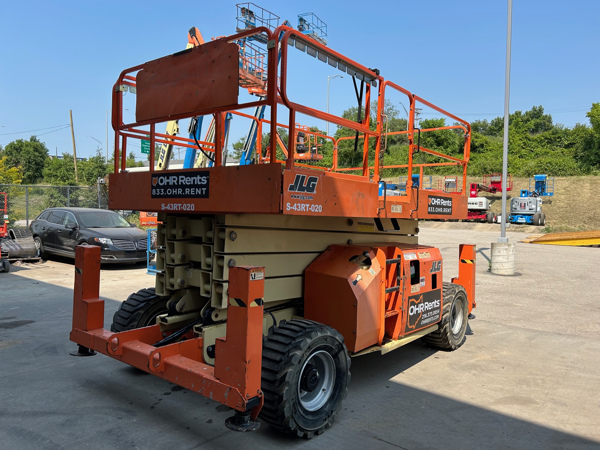 2017 JLG 4394RT