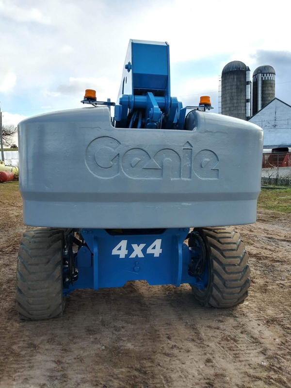 2014 Genie S-85