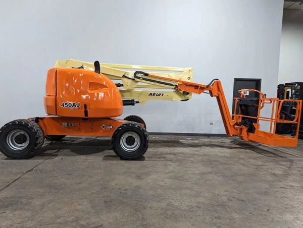 2014 JLG 450AJ