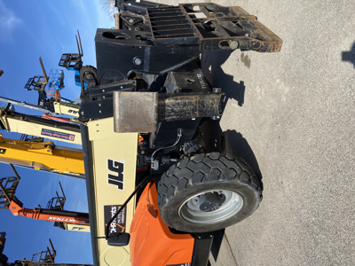 2019 JLG 1255