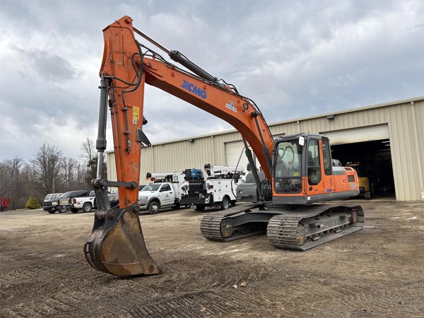 2017 XCMG XE210CU