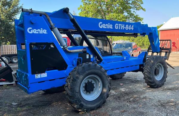 2005 Genie GTH-844