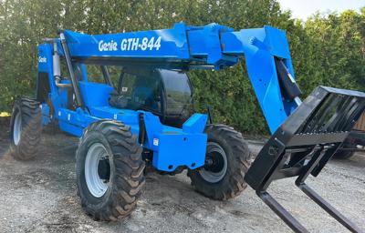 2005 Genie GTH-844