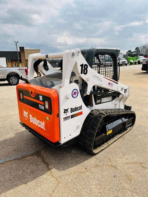 2018 Bobcat T590