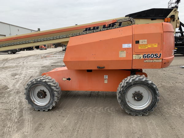 2011 JLG 660SJ