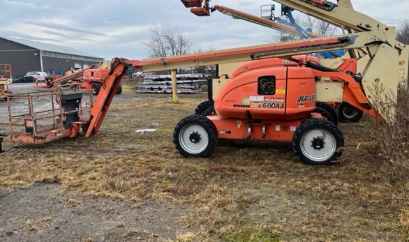 2007 JLG 600AJ