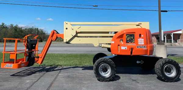 2013 JLG 450AJ