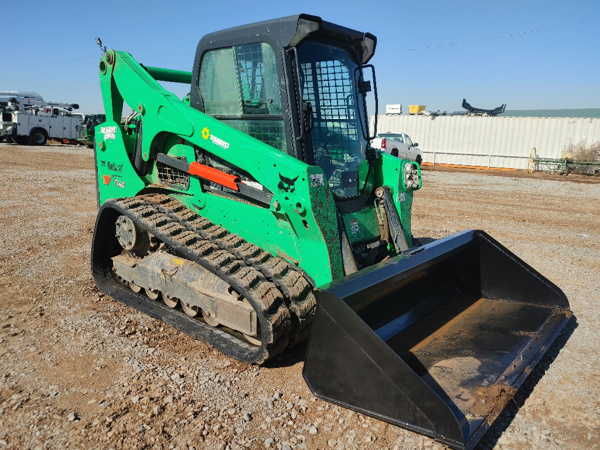 2017 Bobcat T740