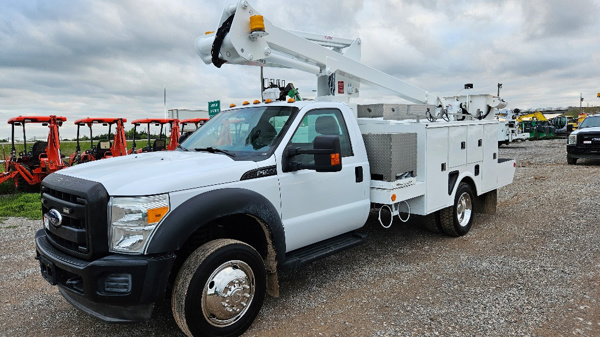 2012 Ford F550