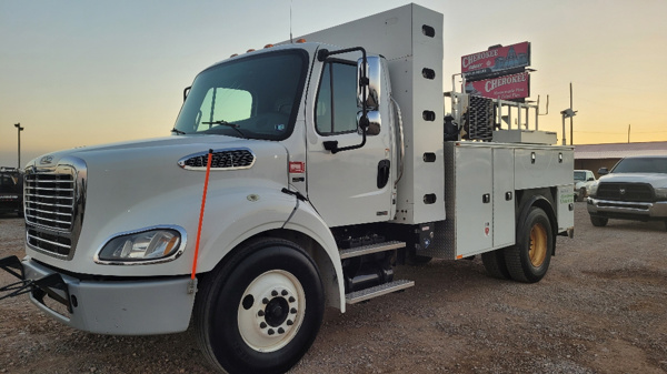 2015 Freightliner M2