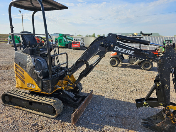 2014 John Deere 17D