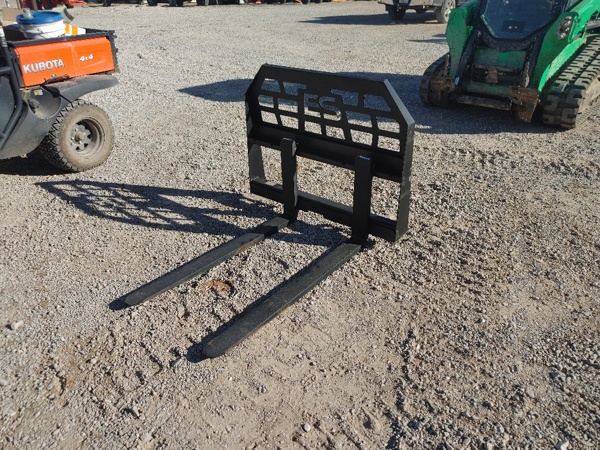 2023 EZ Pallet Forks