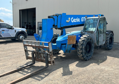 2012 Genie GTH-1056