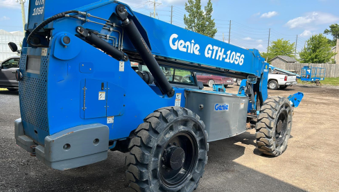 2012 Genie GTH-1056