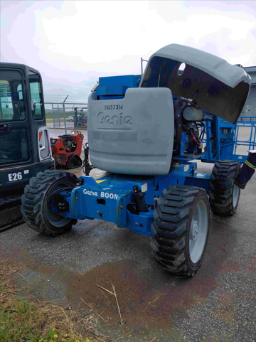 2012 Genie Z-45/25J