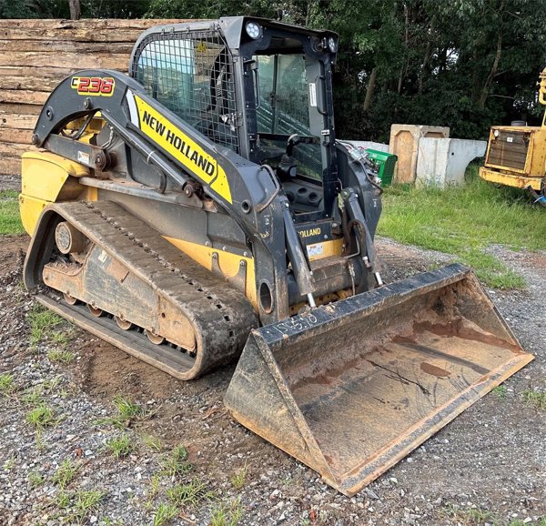 2015 New Holland C238