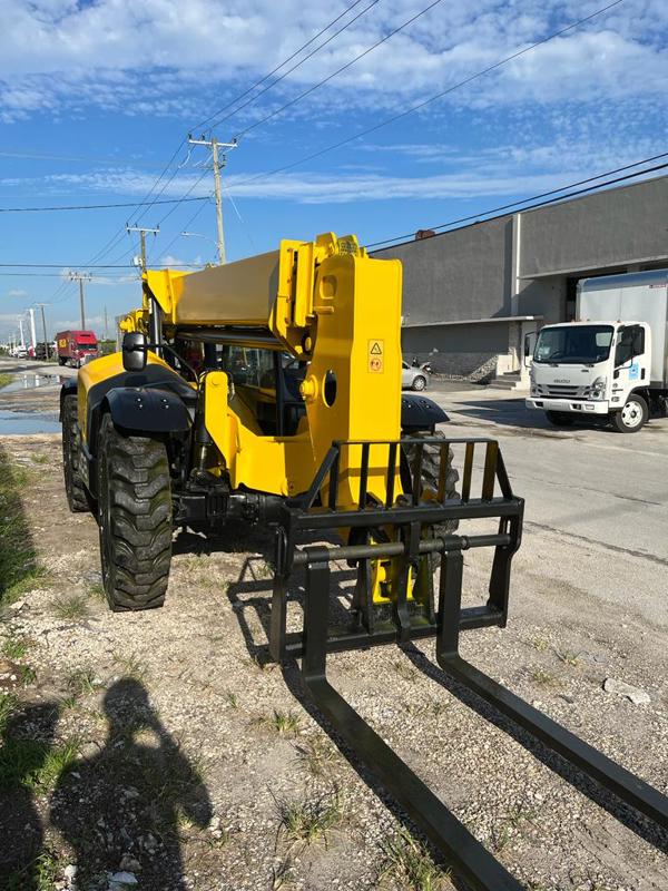 2014 JCB 507-42