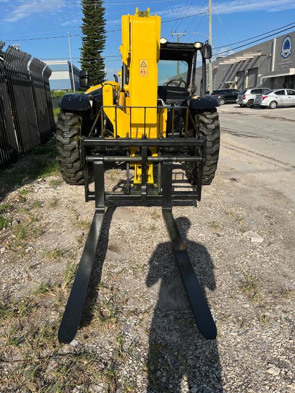 2014 JCB 507-42